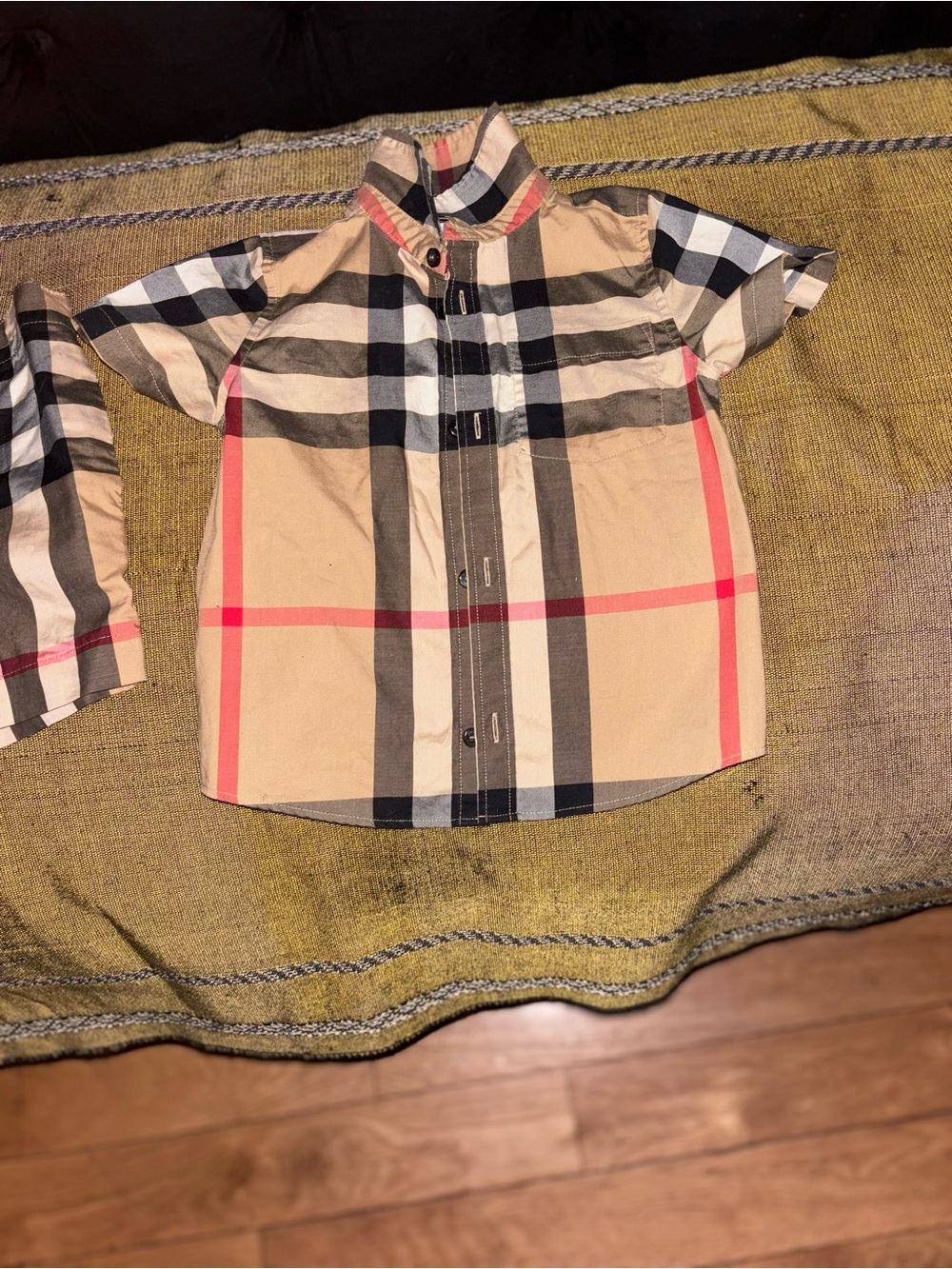 Burberry Beige Black Red Plaid Short Sleeve Button-Down
